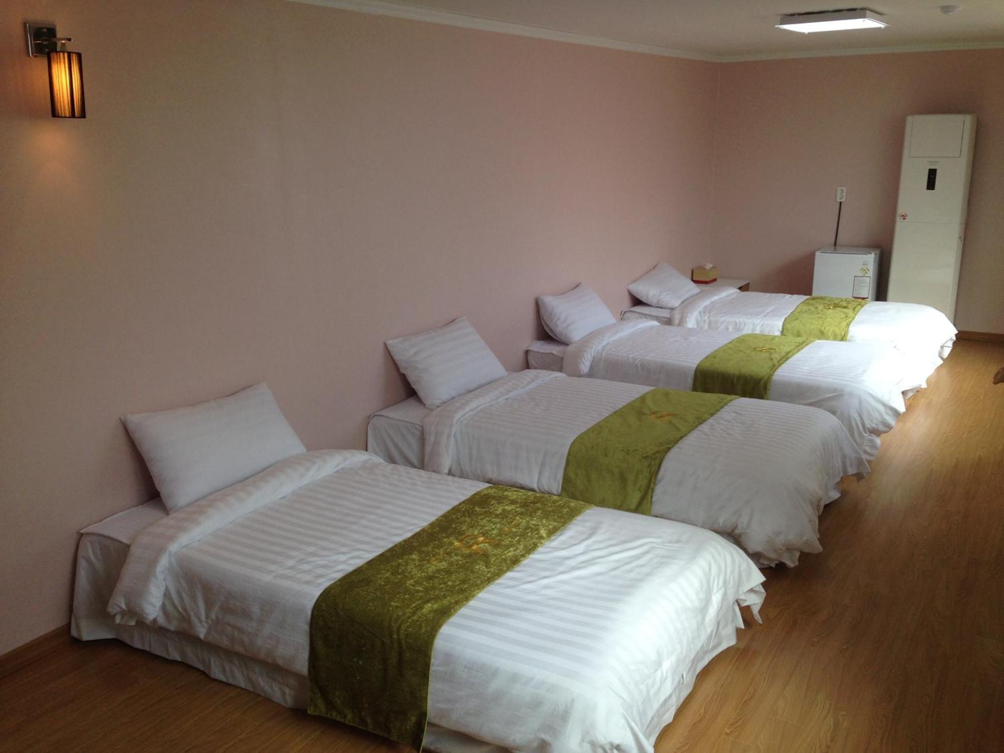 Jeju R Hotel & Guesthouse Luaran gambar
