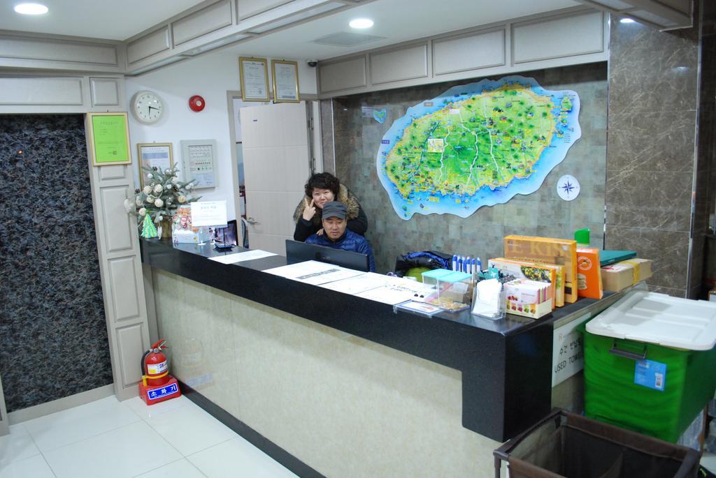 Jeju R Hotel & Guesthouse Luaran gambar