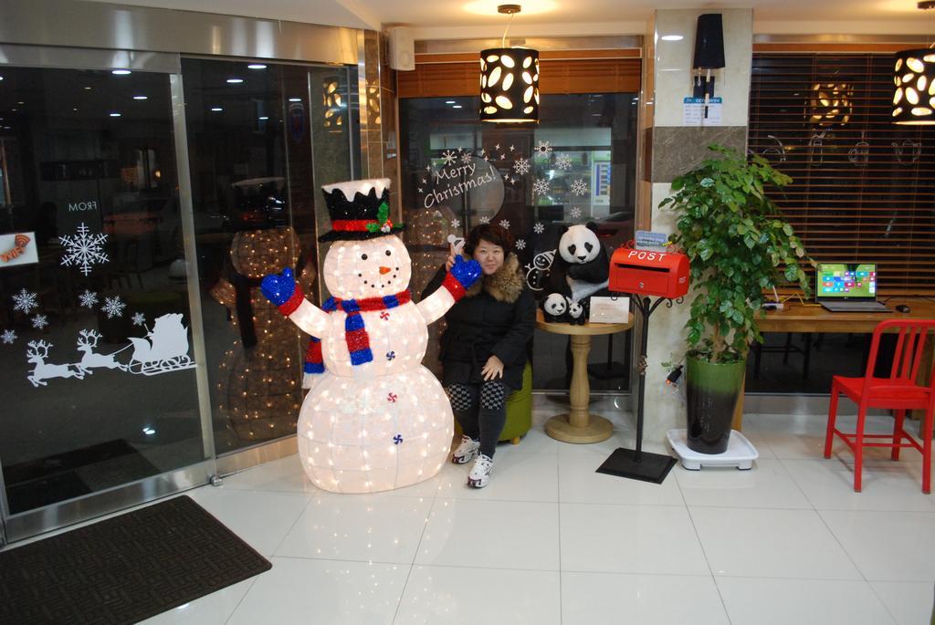Jeju R Hotel & Guesthouse Luaran gambar